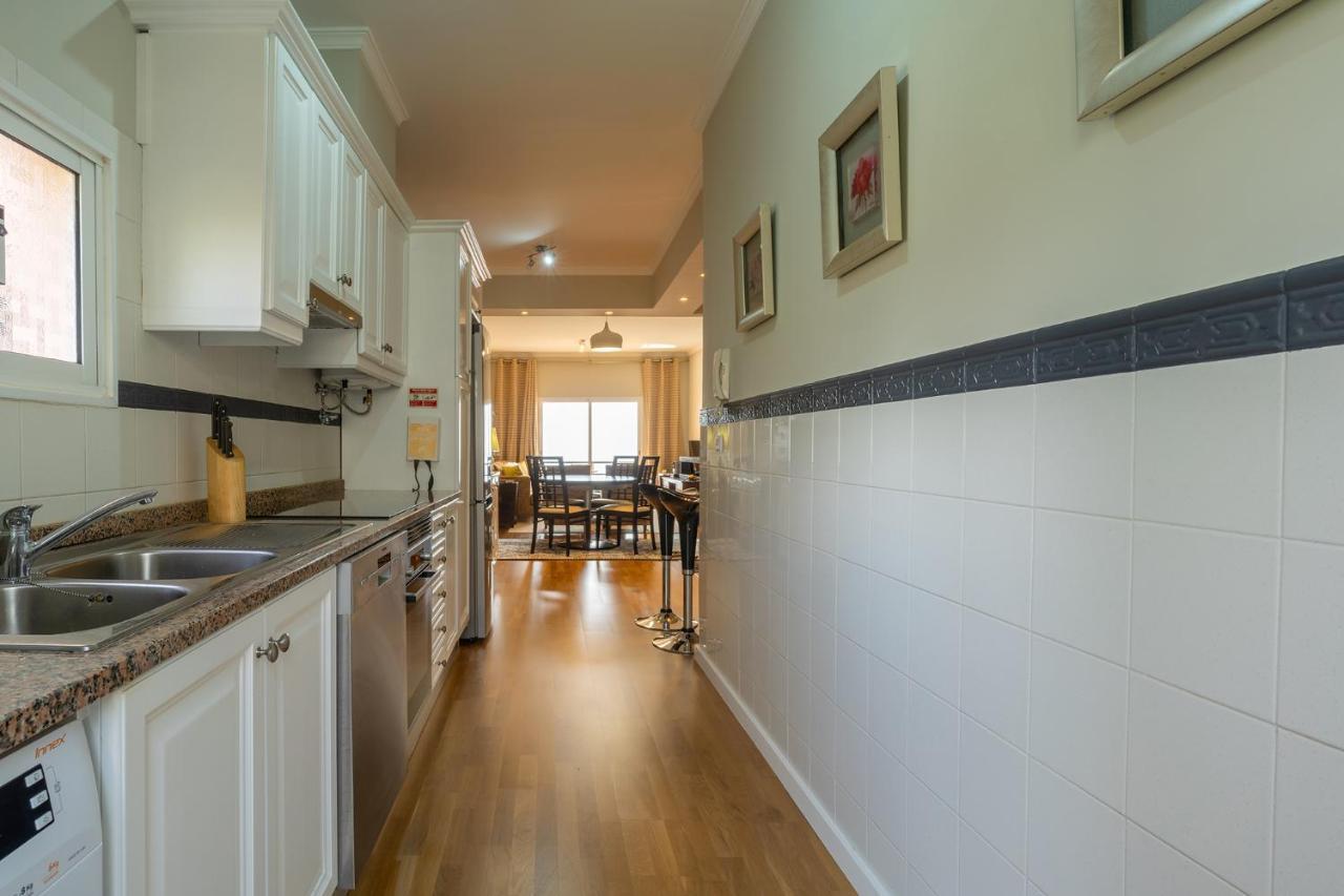 Stylish Apartment With Balcony And Amazing Views Over Funchal And The Sea Buitenkant foto