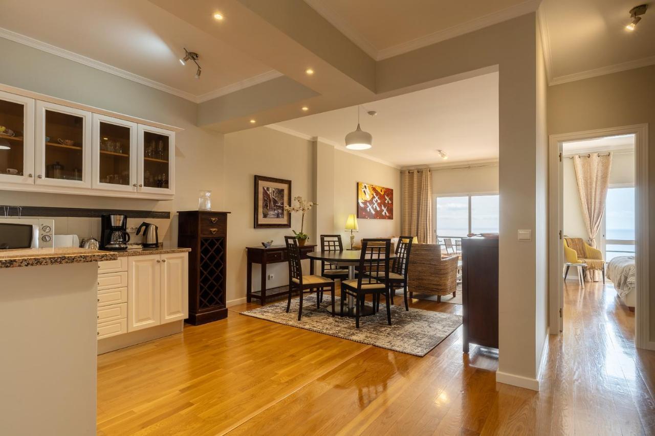 Stylish Apartment With Balcony And Amazing Views Over Funchal And The Sea Buitenkant foto