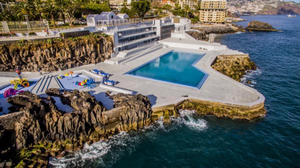 Stylish Apartment With Balcony And Amazing Views Over Funchal And The Sea Buitenkant foto