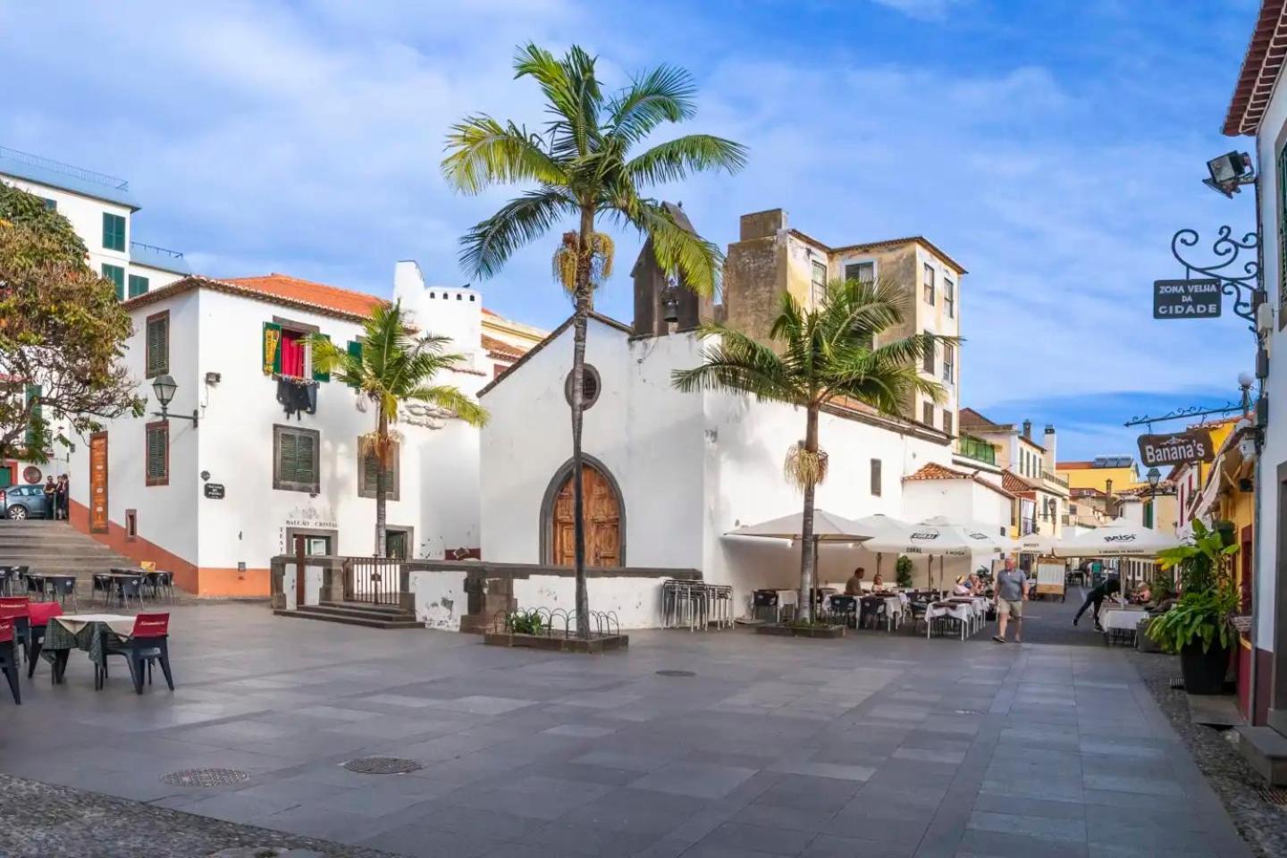 Stylish Apartment With Balcony And Amazing Views Over Funchal And The Sea Buitenkant foto